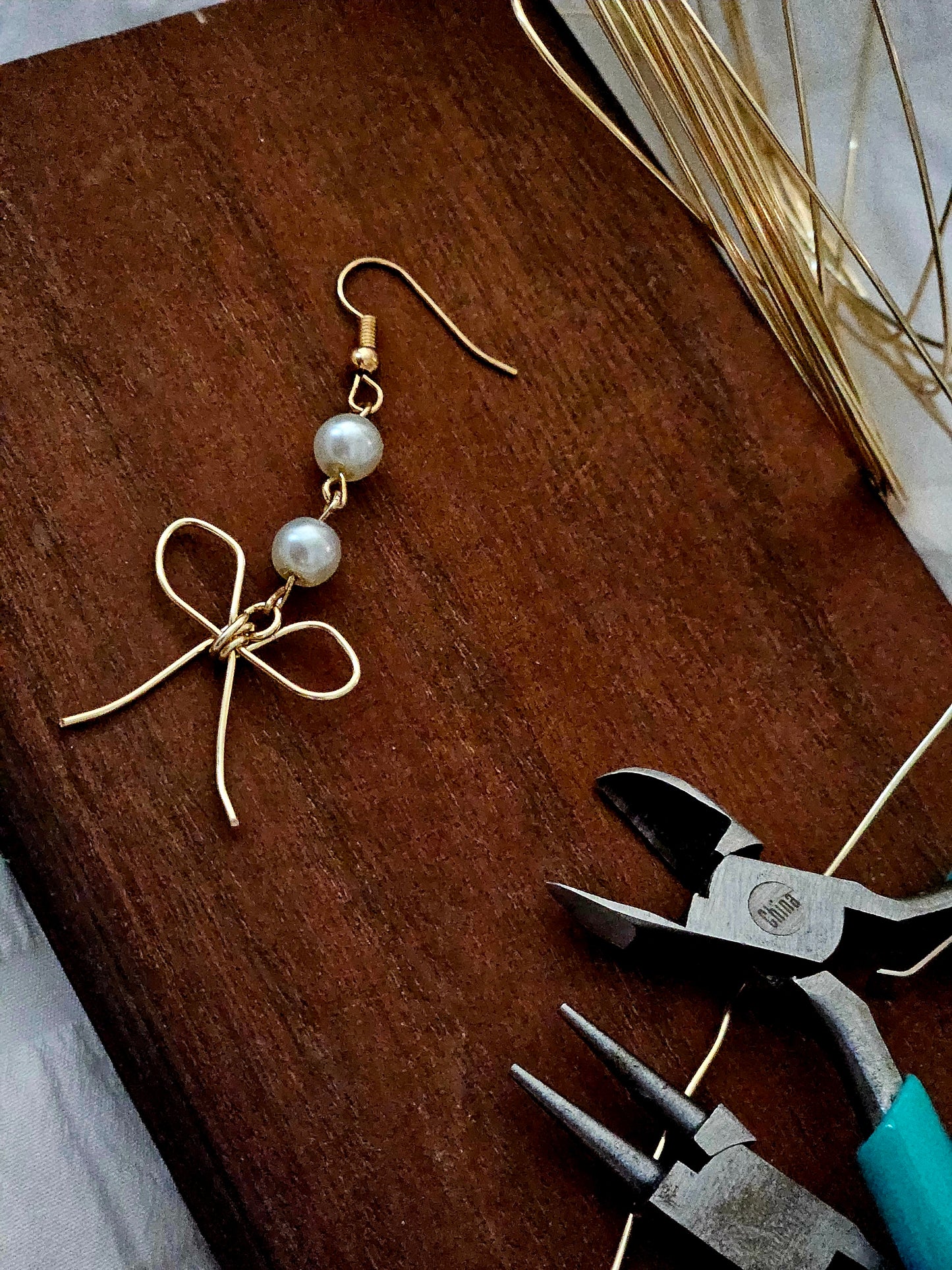 Dangle Wired Bow Earrings