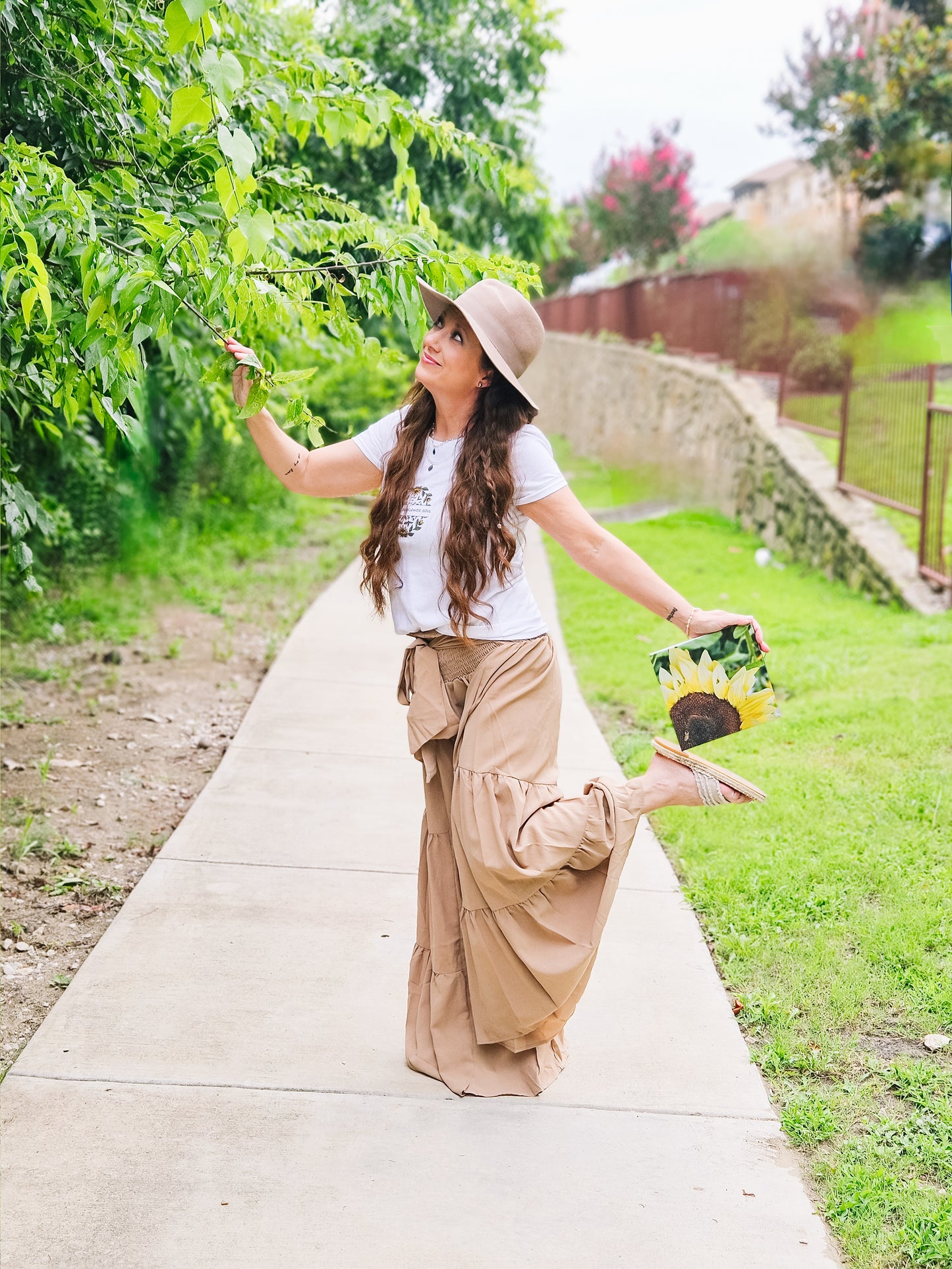 Dreaming Outloud - Vol. 1 - Sunflower Portrait Book