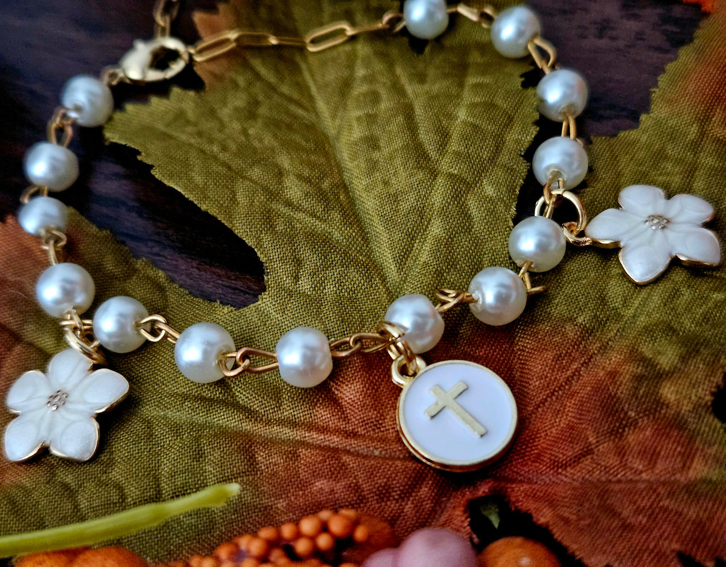 Gold & Pearlized Beaded Charm Bracelet