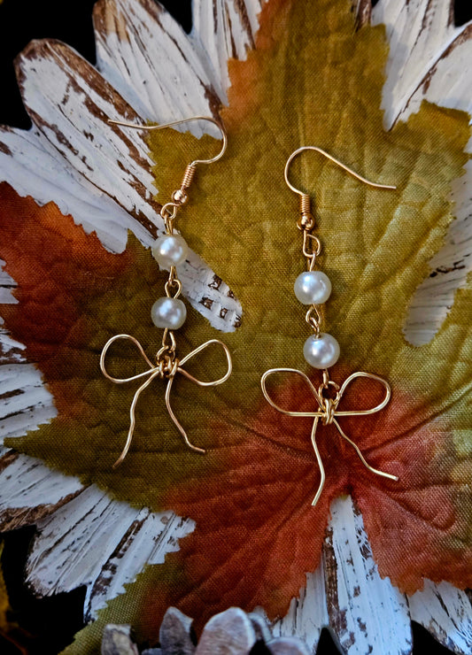 Dangle Wired Bow Earrings